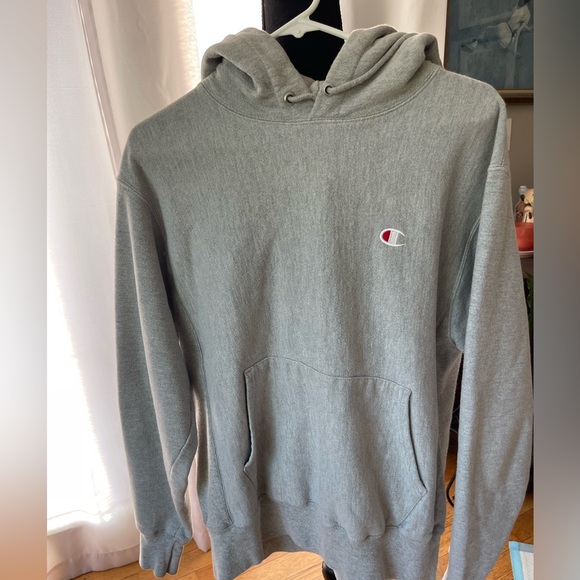 Champion Men’s medium reverse weave sweatshirt gray - Picture 2 of 5